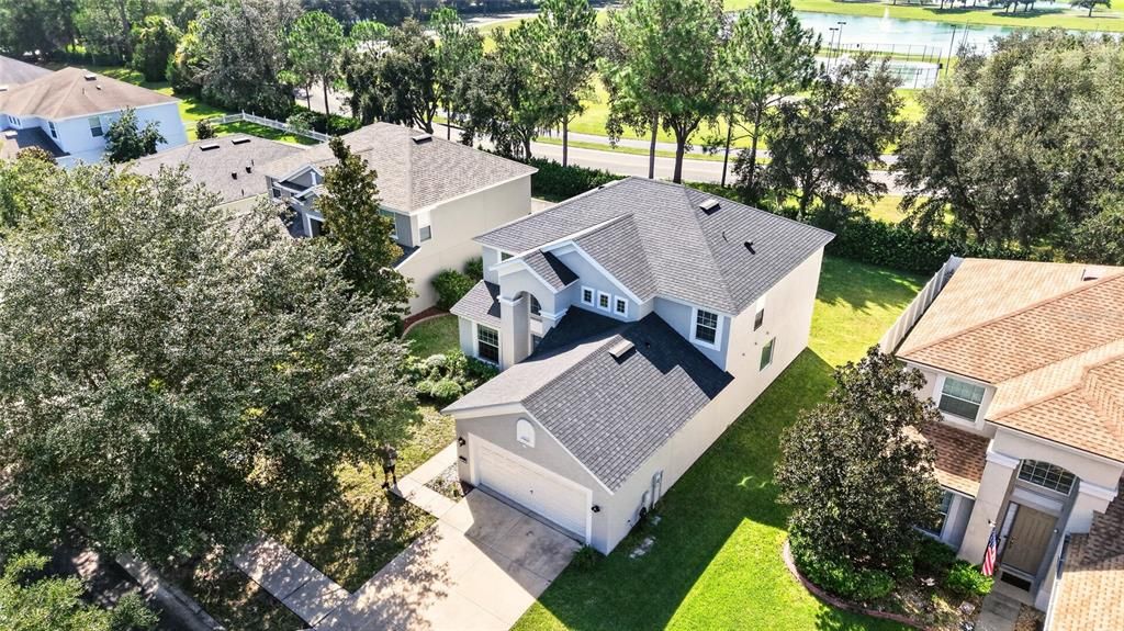 For Sale: $349,900 (4 beds, 2 baths, 2386 Square Feet)
