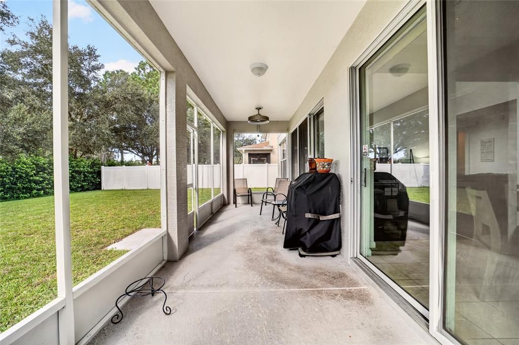For Sale: $349,900 (4 beds, 2 baths, 2386 Square Feet)