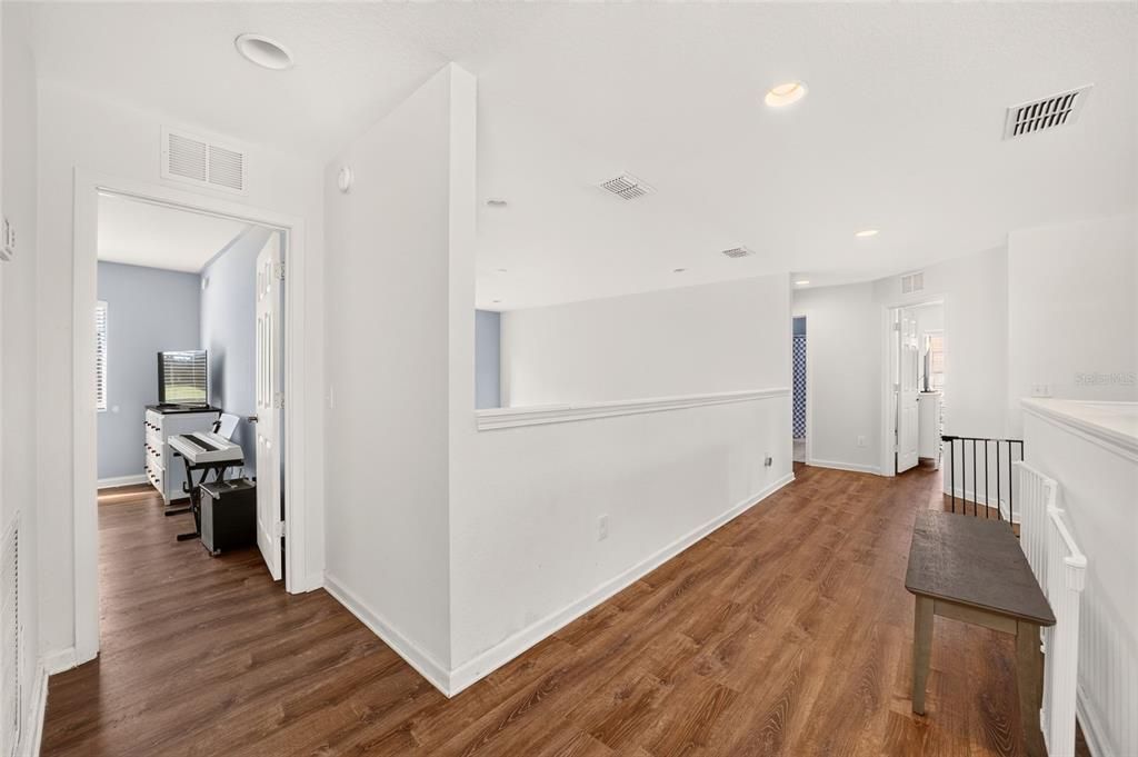 For Sale: $349,900 (4 beds, 2 baths, 2386 Square Feet)