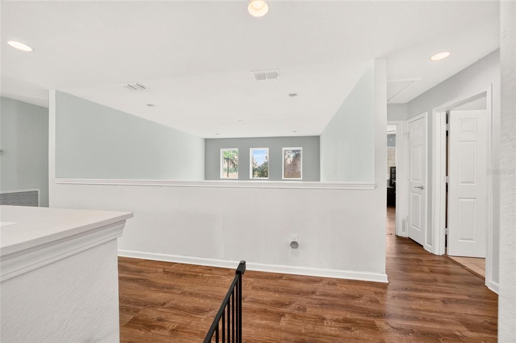 For Sale: $349,900 (4 beds, 2 baths, 2386 Square Feet)