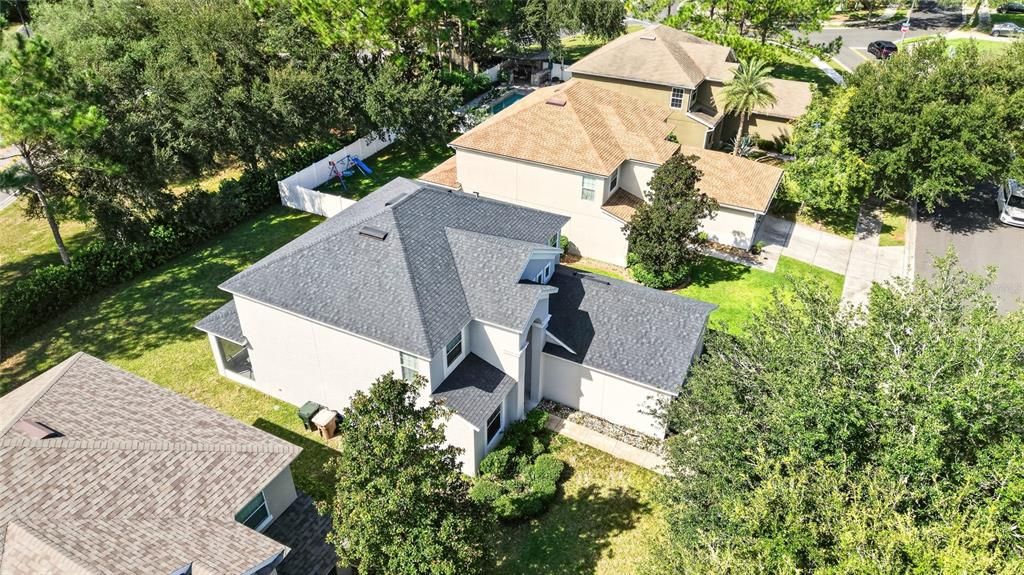 For Sale: $349,900 (4 beds, 2 baths, 2386 Square Feet)