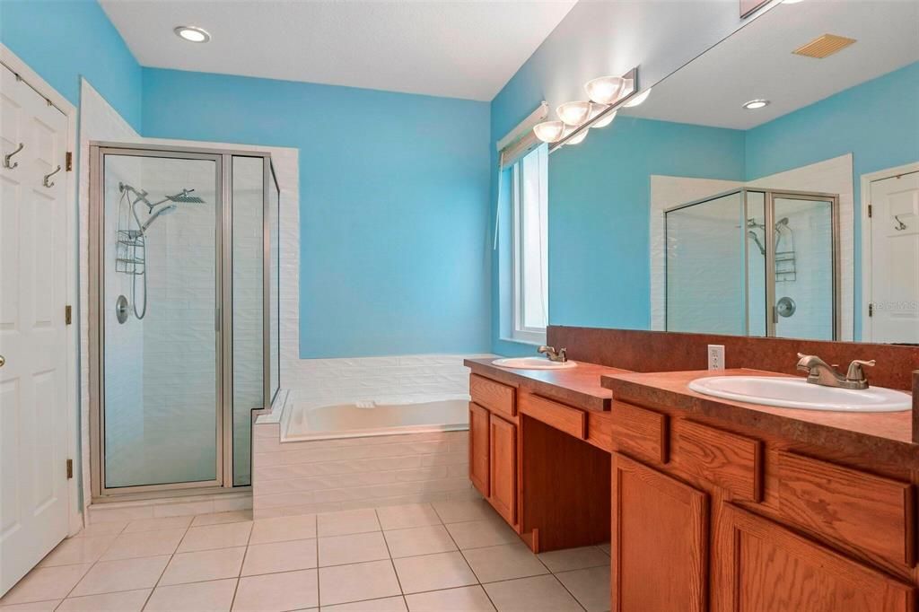 En Venta: $499,999 (3 camas, 2 baños, 2261 Pies cuadrados)