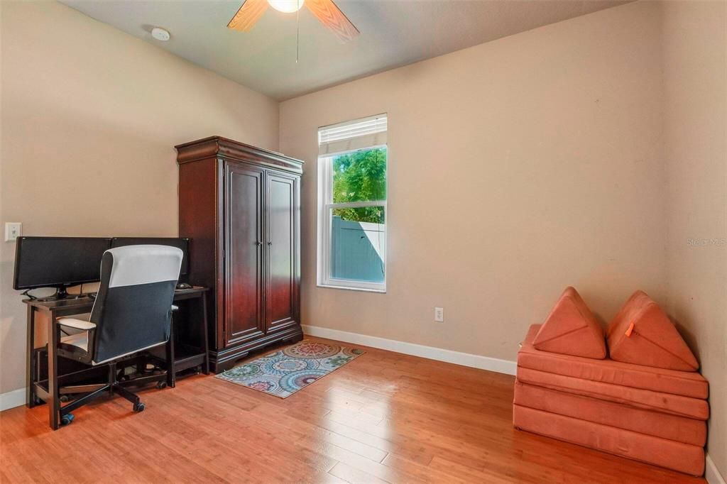 En Venta: $499,999 (3 camas, 2 baños, 2261 Pies cuadrados)