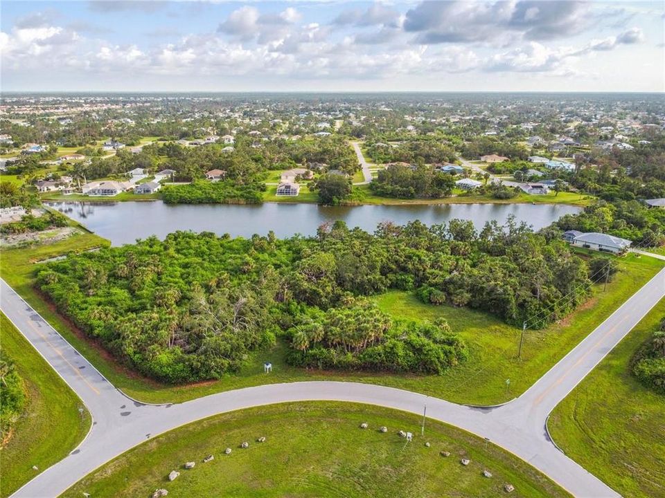 En Venta: $350,000 (6.38 acres)
