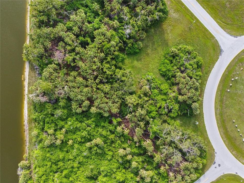 En Venta: $350,000 (6.38 acres)