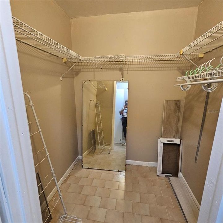 En Venta: $717,000 (3 camas, 2 baños, 1527 Pies cuadrados)