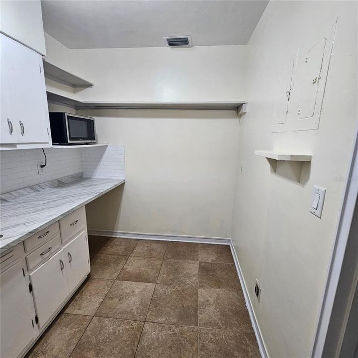 En Venta: $717,000 (3 camas, 2 baños, 1527 Pies cuadrados)