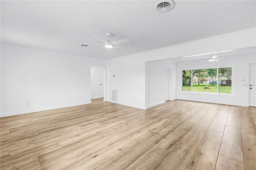 En Venta: $650,000 (3 camas, 2 baños, 1740 Pies cuadrados)