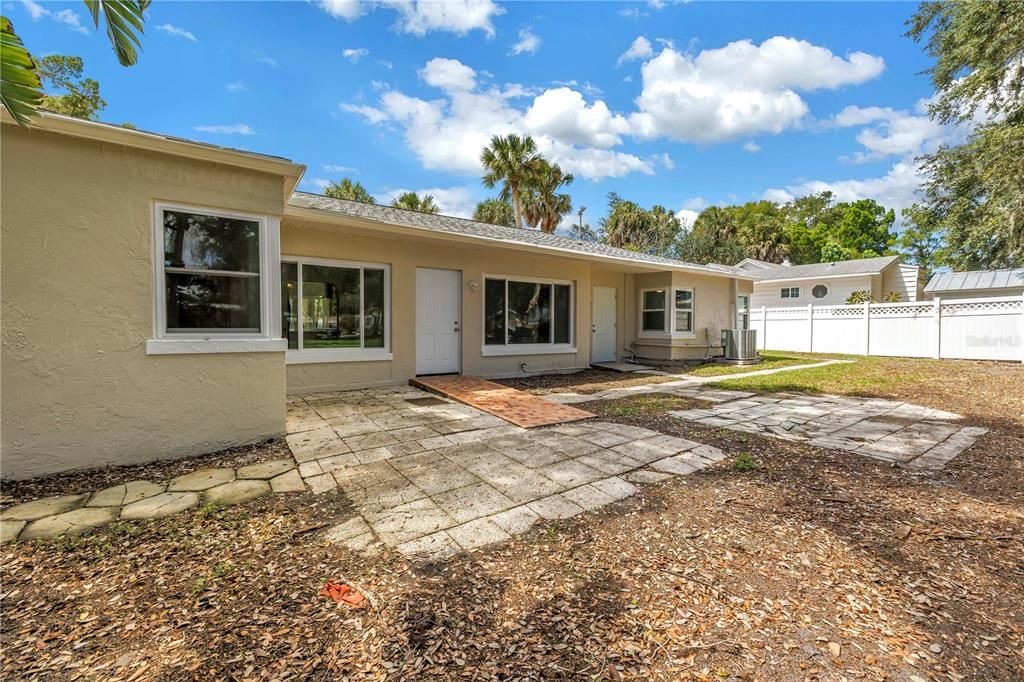 En Venta: $650,000 (3 camas, 2 baños, 1740 Pies cuadrados)