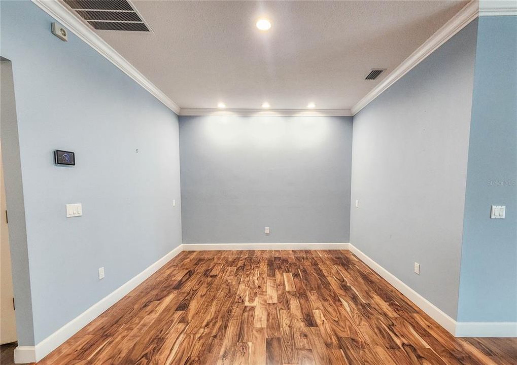 For Sale: $498,000 (3 beds, 2 baths, 2561 Square Feet)