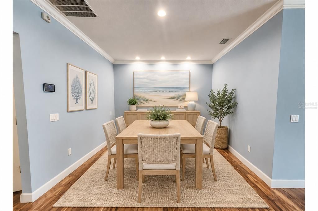 For Sale: $498,000 (3 beds, 2 baths, 2561 Square Feet)