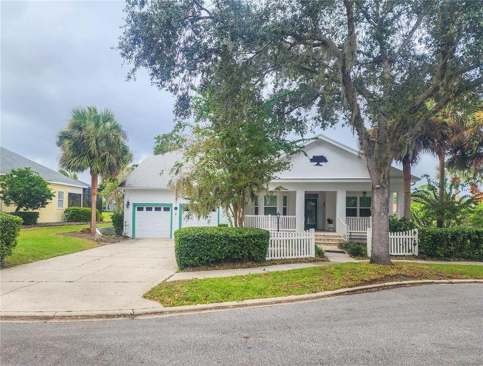 For Sale: $498,000 (3 beds, 2 baths, 2561 Square Feet)