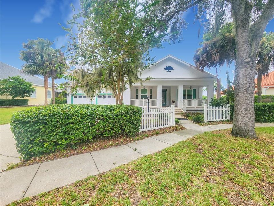 For Sale: $498,000 (3 beds, 2 baths, 2561 Square Feet)