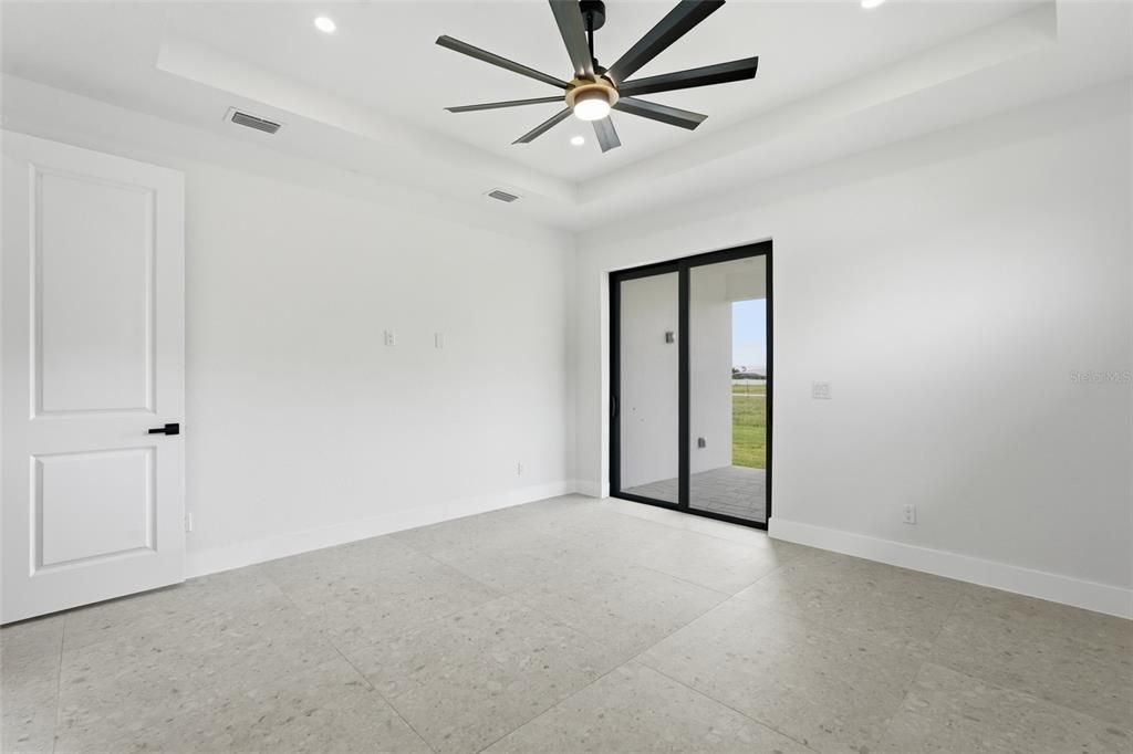 Active With Contract: $380,000 (3 beds, 2 baths, 1893 Square Feet)