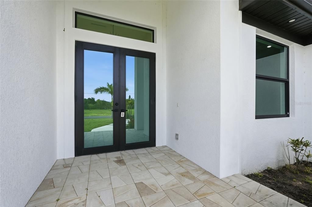 Active With Contract: $380,000 (3 beds, 2 baths, 1893 Square Feet)