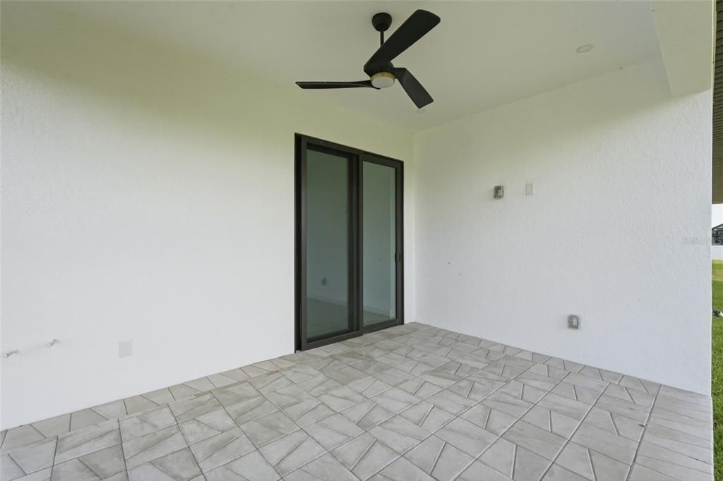 Active With Contract: $380,000 (3 beds, 2 baths, 1893 Square Feet)