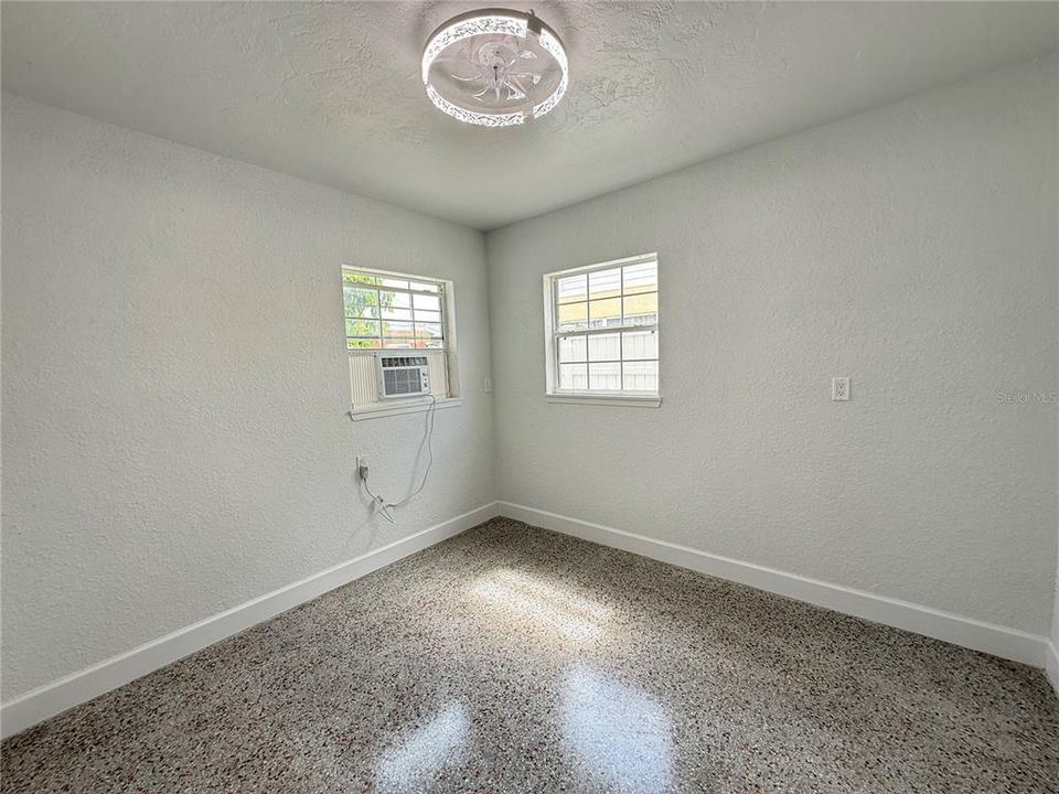For Rent: $2,000 (1 beds, 1 baths, 646 Square Feet)