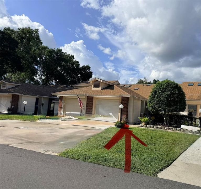 For Sale: $199,900 (2 beds, 2 baths, 1060 Square Feet)