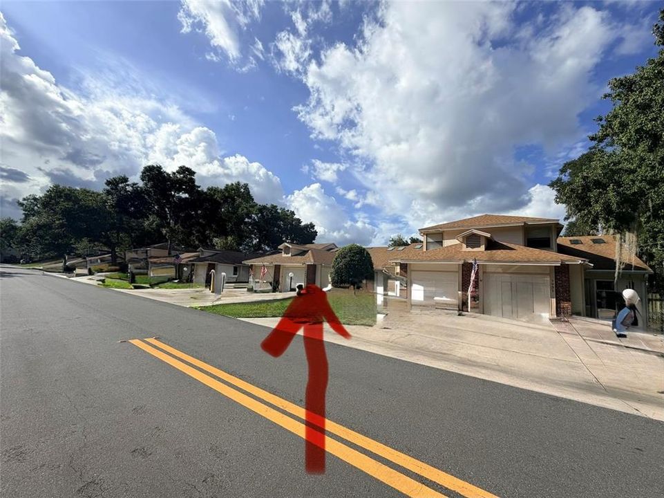 For Sale: $199,900 (2 beds, 2 baths, 1060 Square Feet)