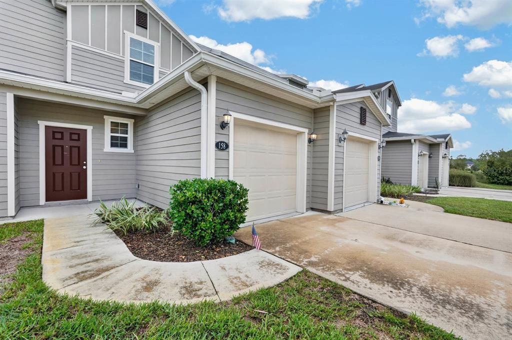 For Sale: $250,000 (2 beds, 1 baths, 1168 Square Feet)