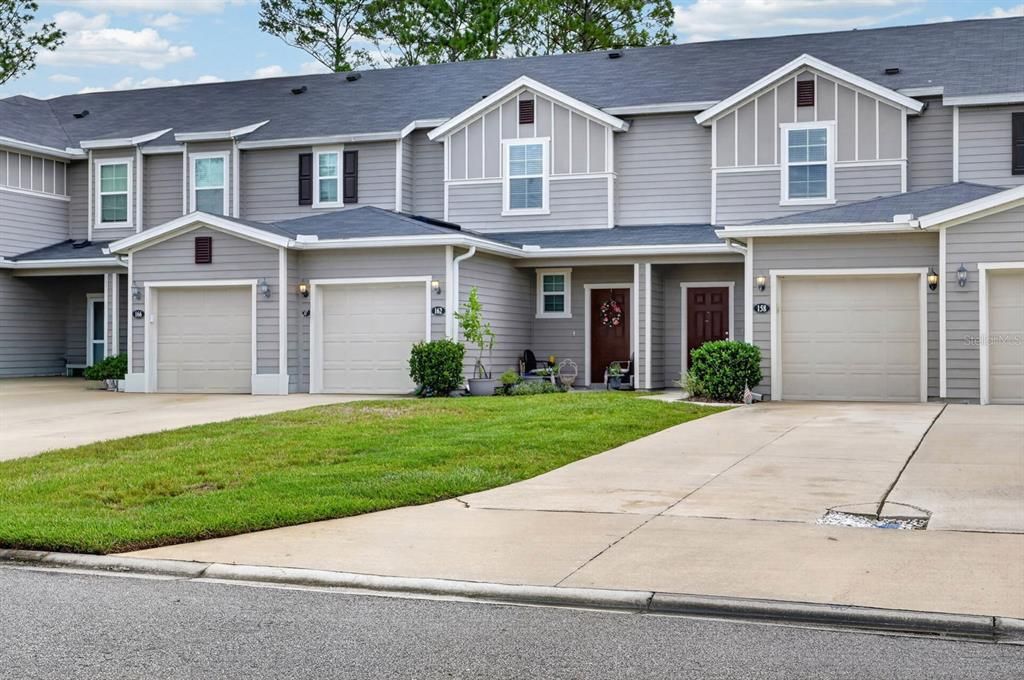 For Sale: $250,000 (2 beds, 1 baths, 1168 Square Feet)