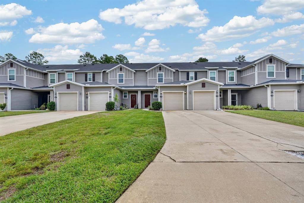 For Sale: $250,000 (2 beds, 1 baths, 1168 Square Feet)