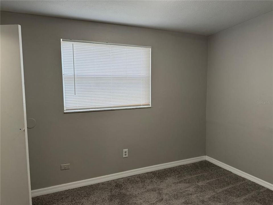 For Rent: $1,400 (2 beds, 1 baths, 808 Square Feet)