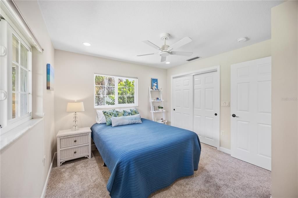 For Sale: $925,000 (2 beds, 2 baths, 1478 Square Feet)
