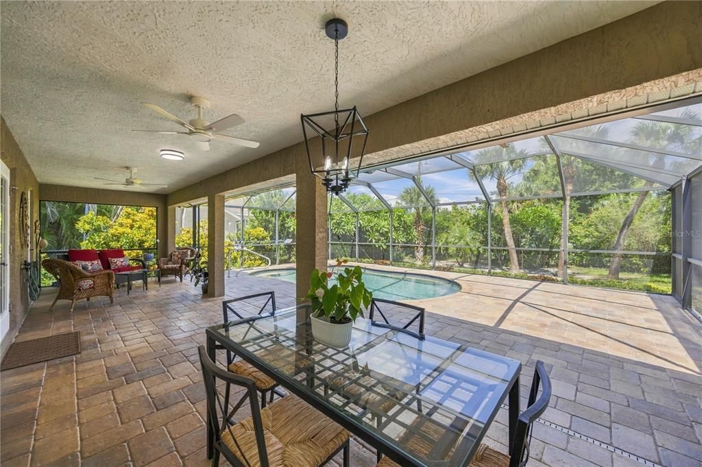 For Sale: $925,000 (2 beds, 2 baths, 1478 Square Feet)