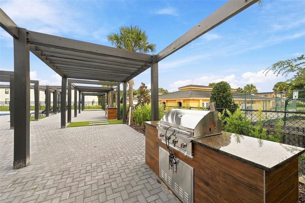 For Sale: $340,000 (3 beds, 3 baths, 1372 Square Feet)