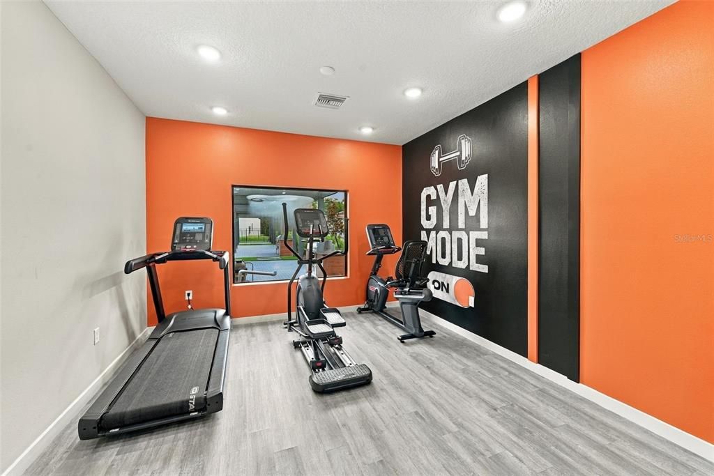 For Sale: $340,000 (3 beds, 3 baths, 1372 Square Feet)