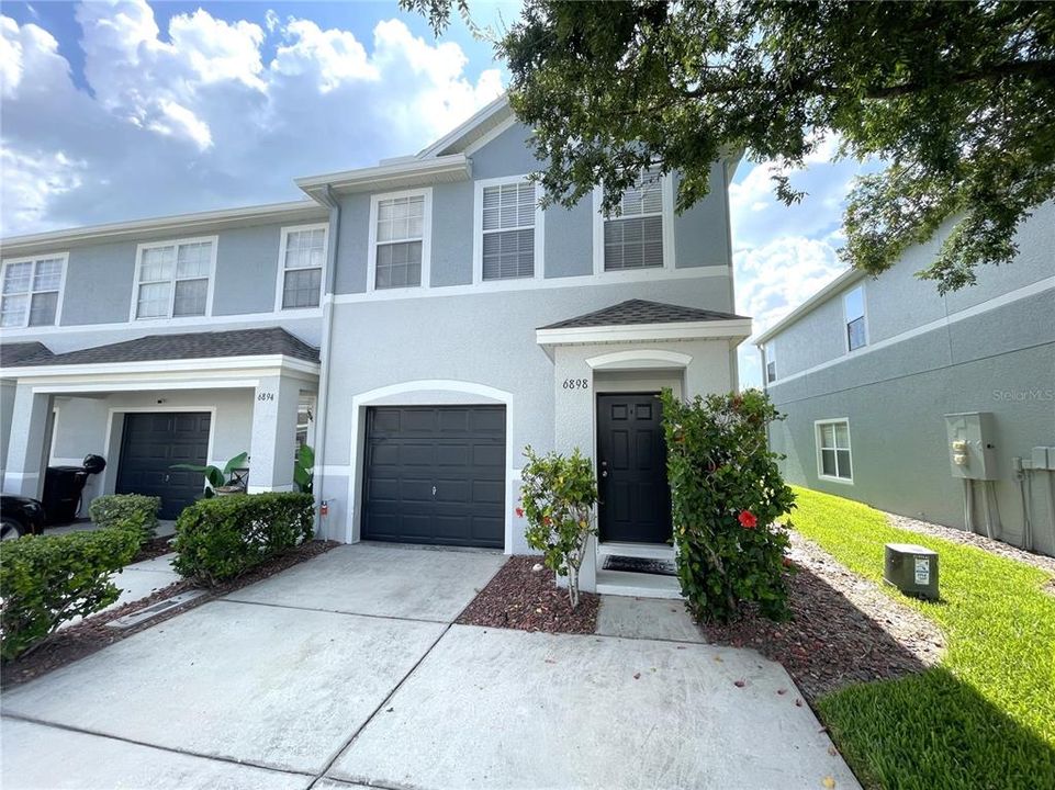For Rent: $2,499 (3 beds, 2 baths, 1500 Square Feet)