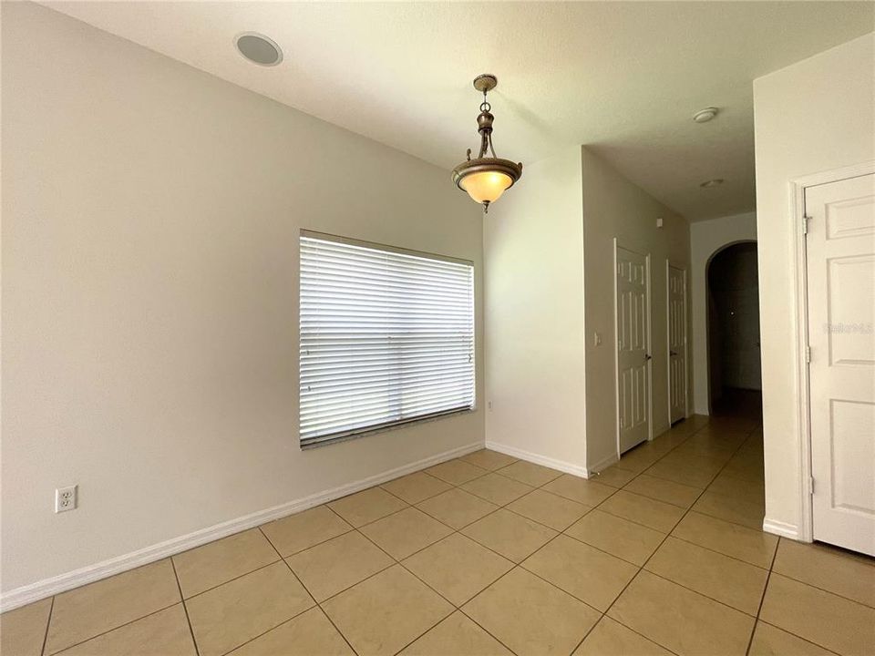 For Rent: $2,499 (3 beds, 2 baths, 1500 Square Feet)