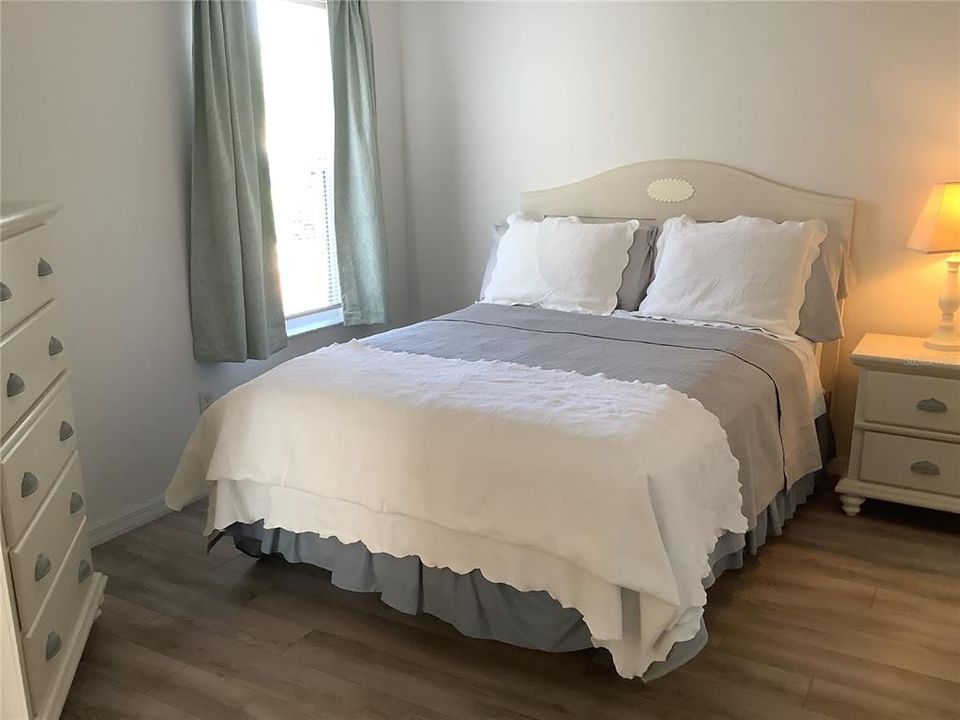 В аренду: $4,500 (2 спален, 2 ванн, 1335 Квадратных фут)