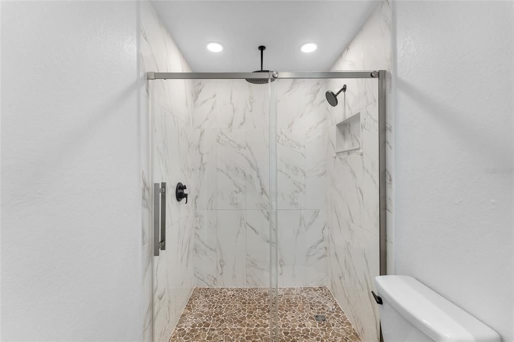 For Rent: $4,500 (2 beds, 2 baths, 1168 Square Feet)