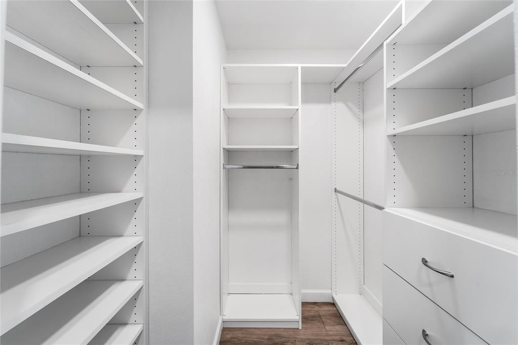 For Rent: $4,500 (2 beds, 2 baths, 1168 Square Feet)