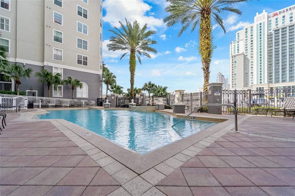 For Rent: $4,500 (2 beds, 2 baths, 1168 Square Feet)