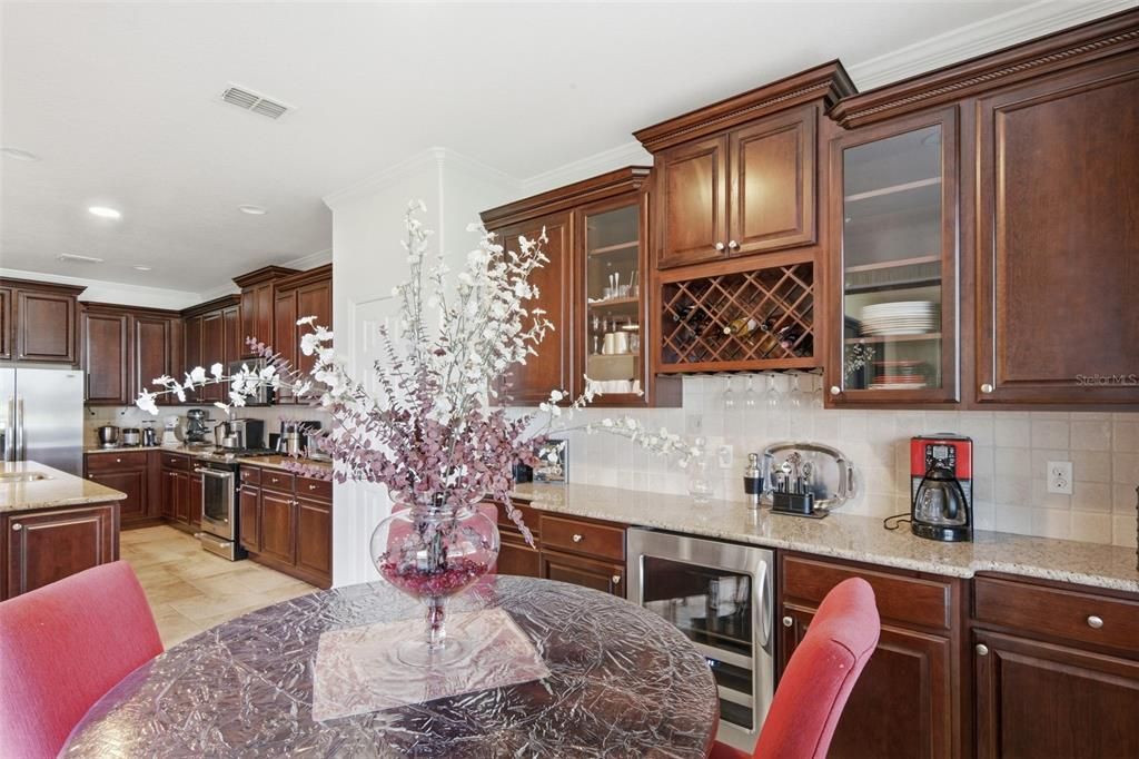 For Sale: $505,000 (4 beds, 4 baths, 2837 Square Feet)