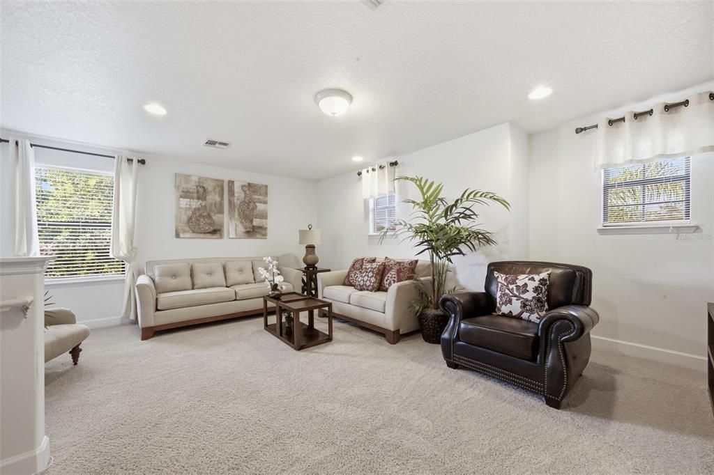 For Sale: $505,000 (4 beds, 4 baths, 2837 Square Feet)