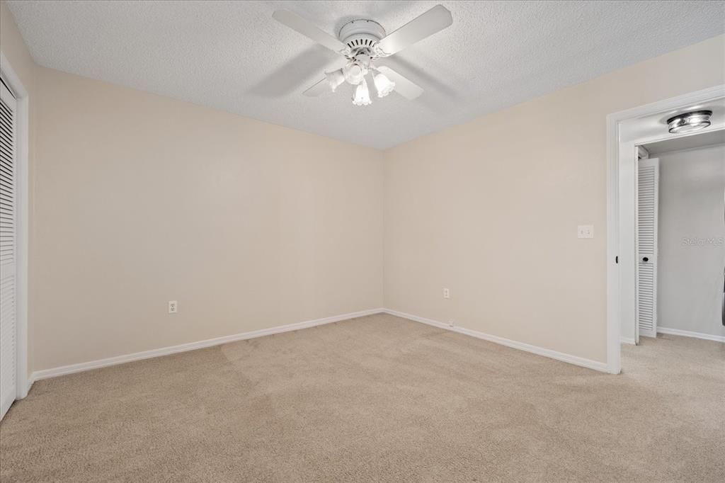 For Sale: $165,000 (2 beds, 2 baths, 1146 Square Feet)