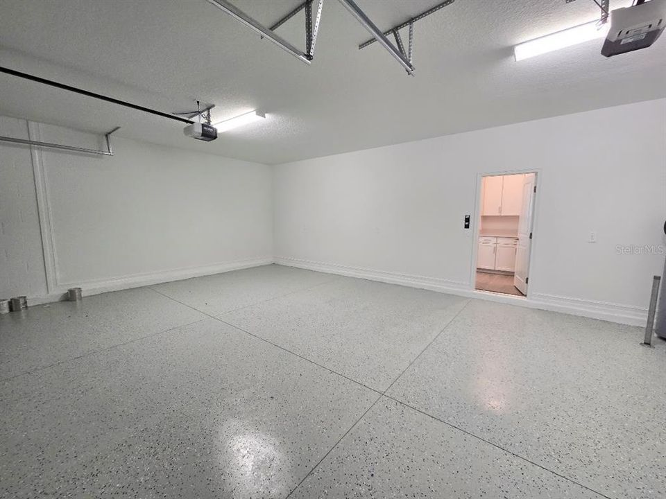 For Rent: $4,250 (5 beds, 4 baths, 3230 Square Feet)