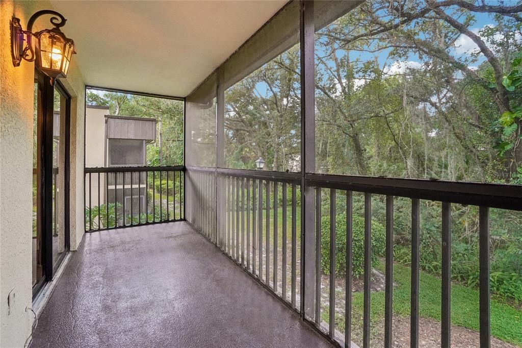 For Sale: $165,000 (2 beds, 2 baths, 960 Square Feet)