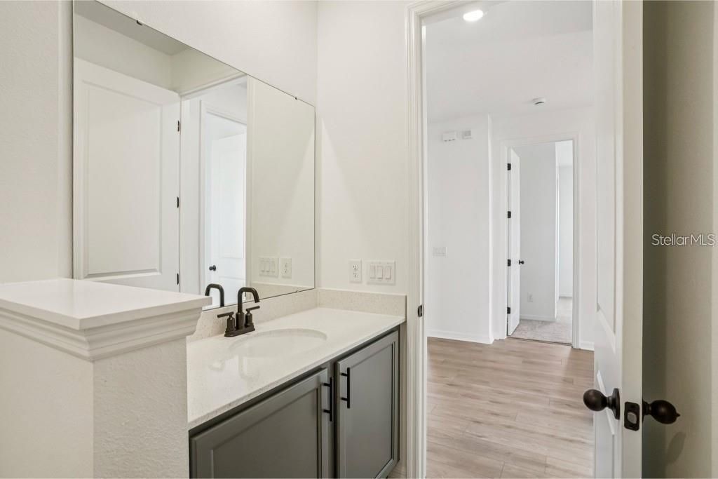 For Rent: $2,700 (4 beds, 2 baths, 2754 Square Feet)