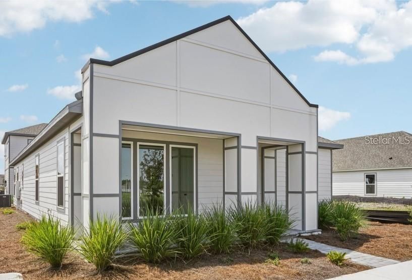 For Rent: $2,700 (4 beds, 2 baths, 2754 Square Feet)