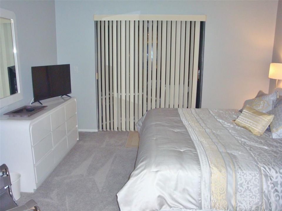 For Rent: $1,595 (1 beds, 1 baths, 674 Square Feet)
