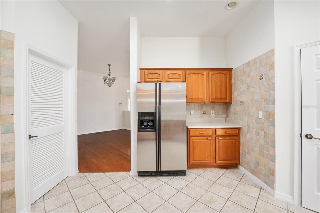En Venta: $394,550 (3 camas, 2 baños, 2298 Pies cuadrados)
