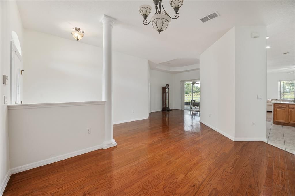 En Venta: $394,550 (3 camas, 2 baños, 2298 Pies cuadrados)