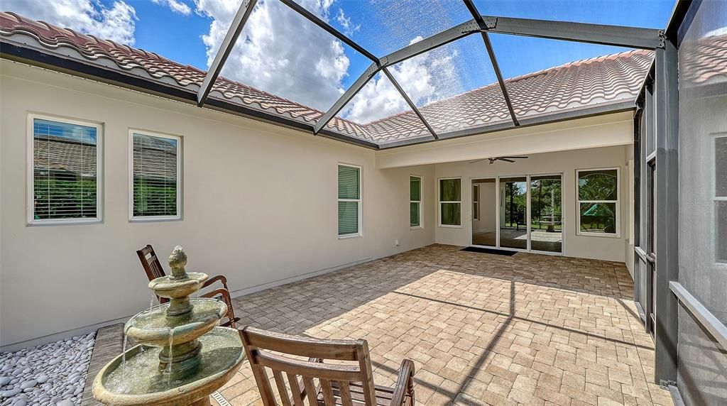 На продажу: $649,000 (3 спален, 2 ванн, 2145 Квадратных фут)
