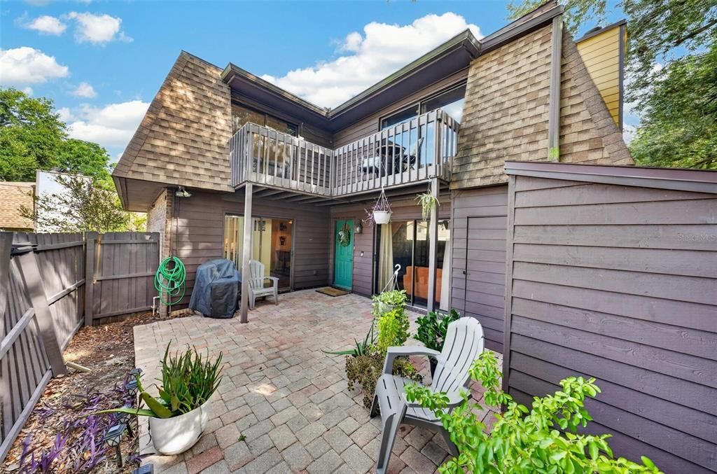 На продажу: $244,990 (2 спален, 2 ванн, 1234 Квадратных фут)