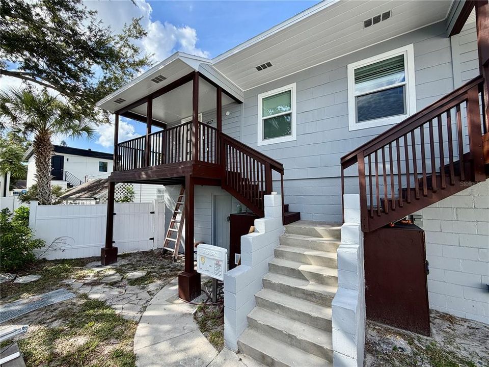 For Rent: $1,700 (1 beds, 1 baths, 760 Square Feet)